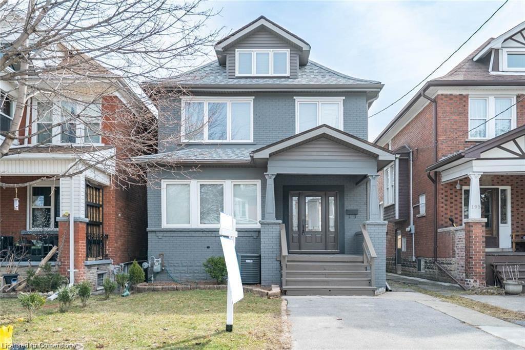 191 Ottawa Street S Property Photo