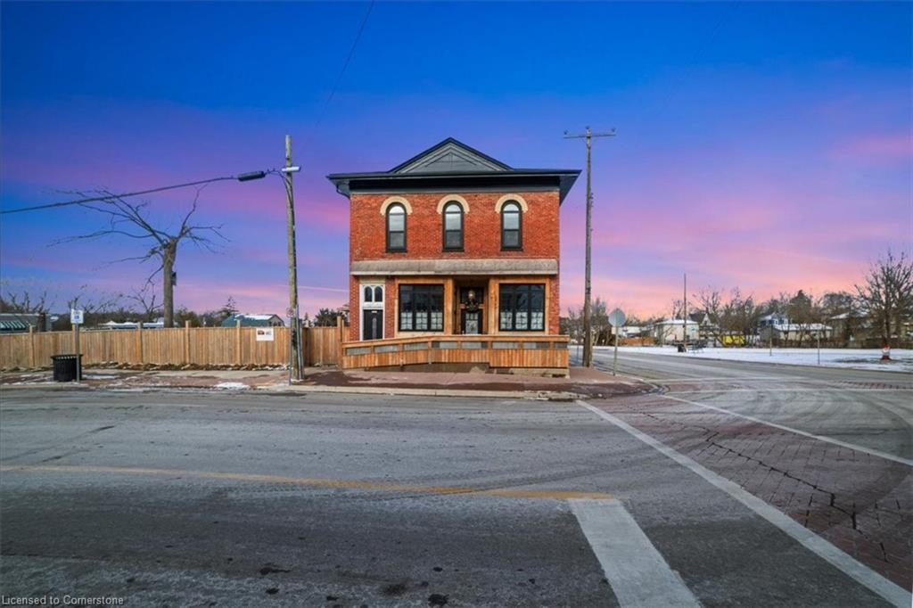 2 Main Street W Property Photo 2