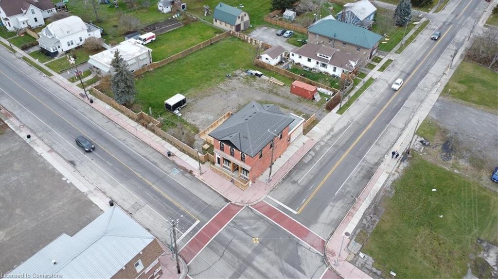 2 Main Street W Property Photo 46