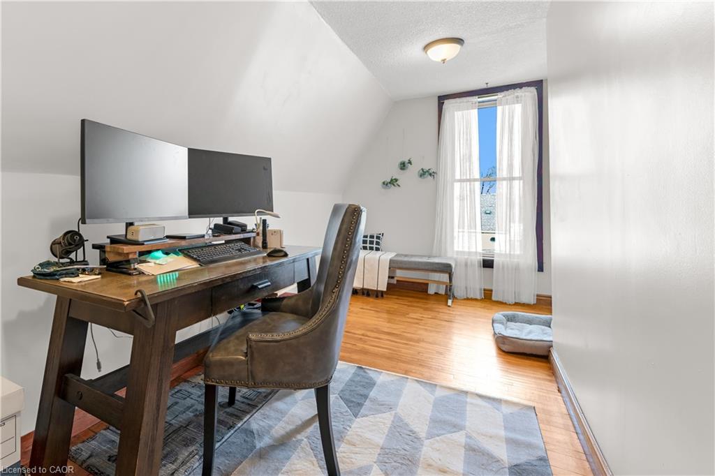 299 Caithness Street E Property Photo 25