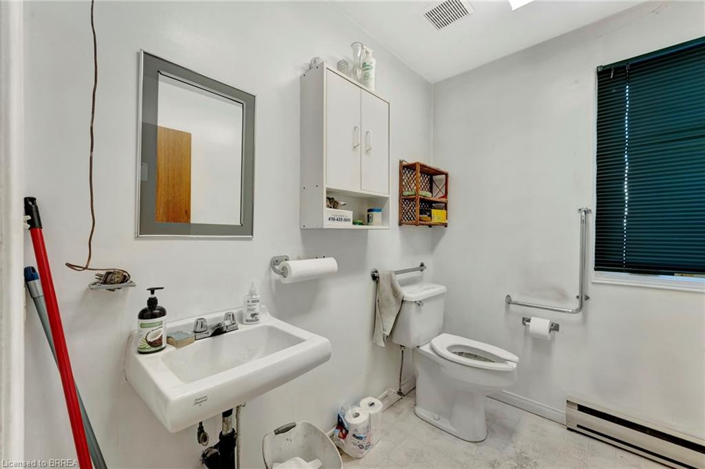 11 Clarence Street Property Photo 10