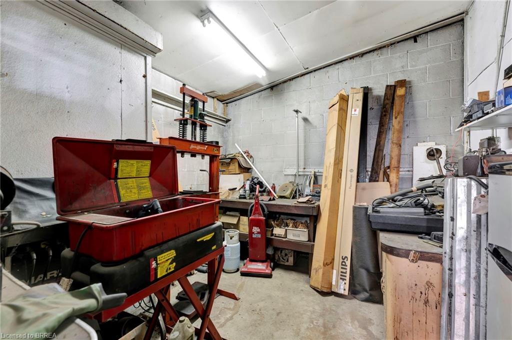 11 Clarence Street Property Photo 14