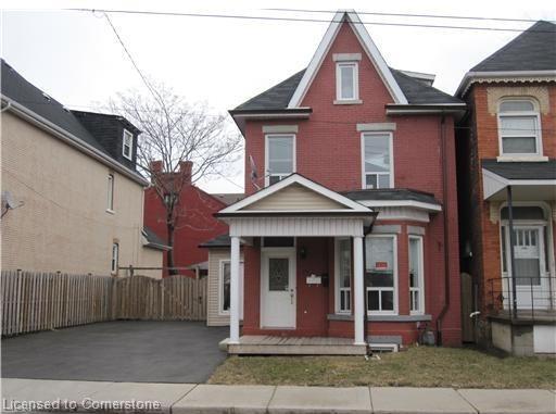 144 Emerald Street N Property Photo