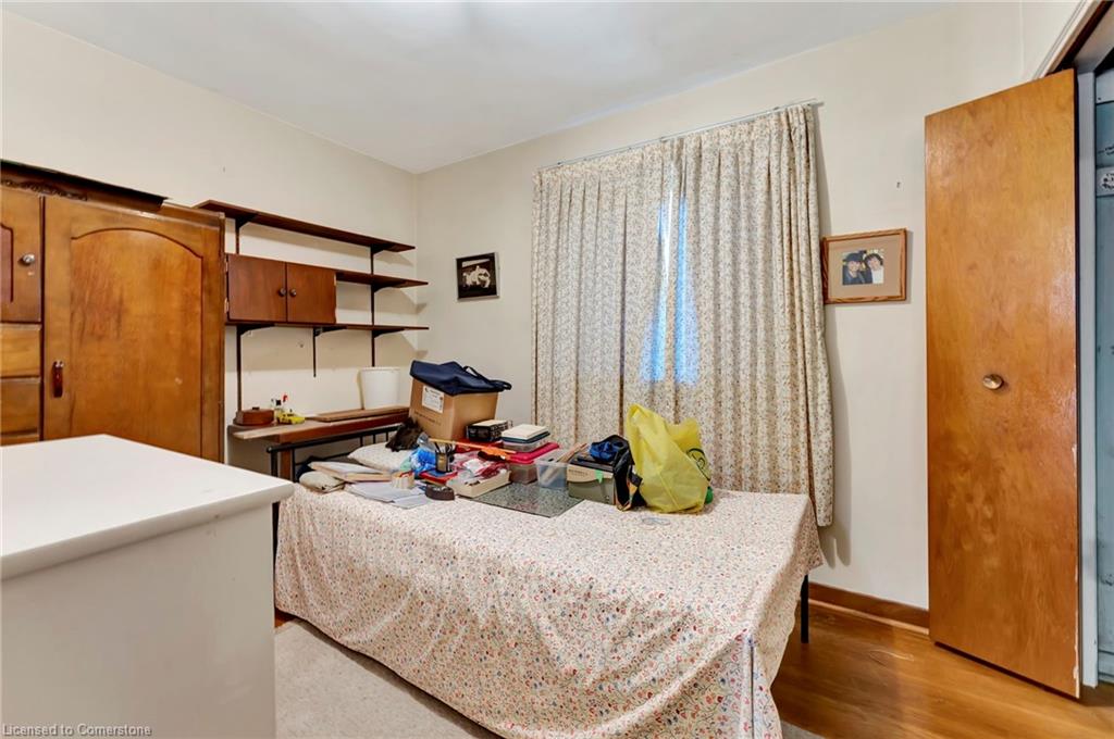 429 Norrie Crescent Property Photo 13