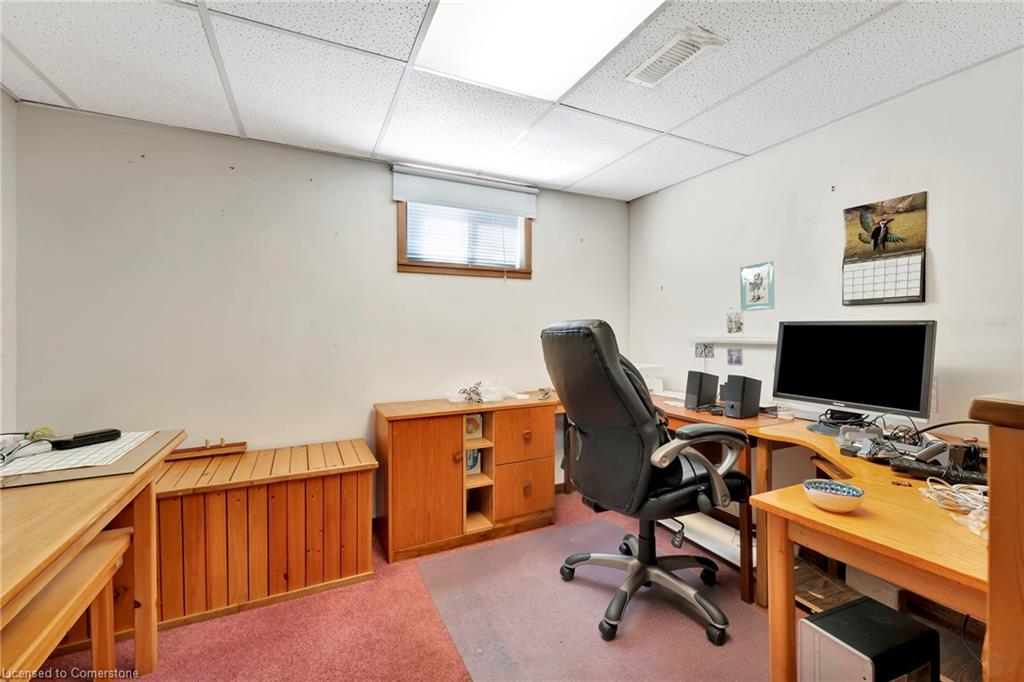 429 Norrie Crescent Property Photo 20