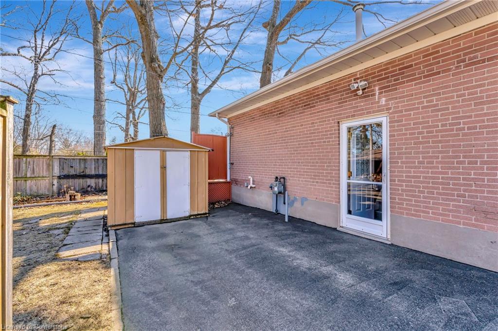 429 Norrie Crescent Property Photo 23