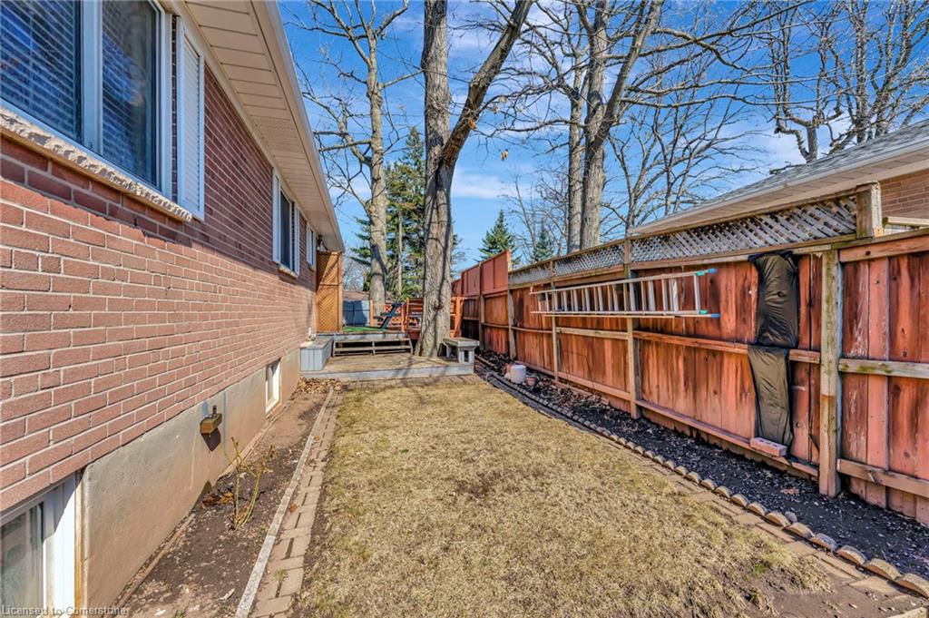 429 Norrie Crescent Property Photo 29