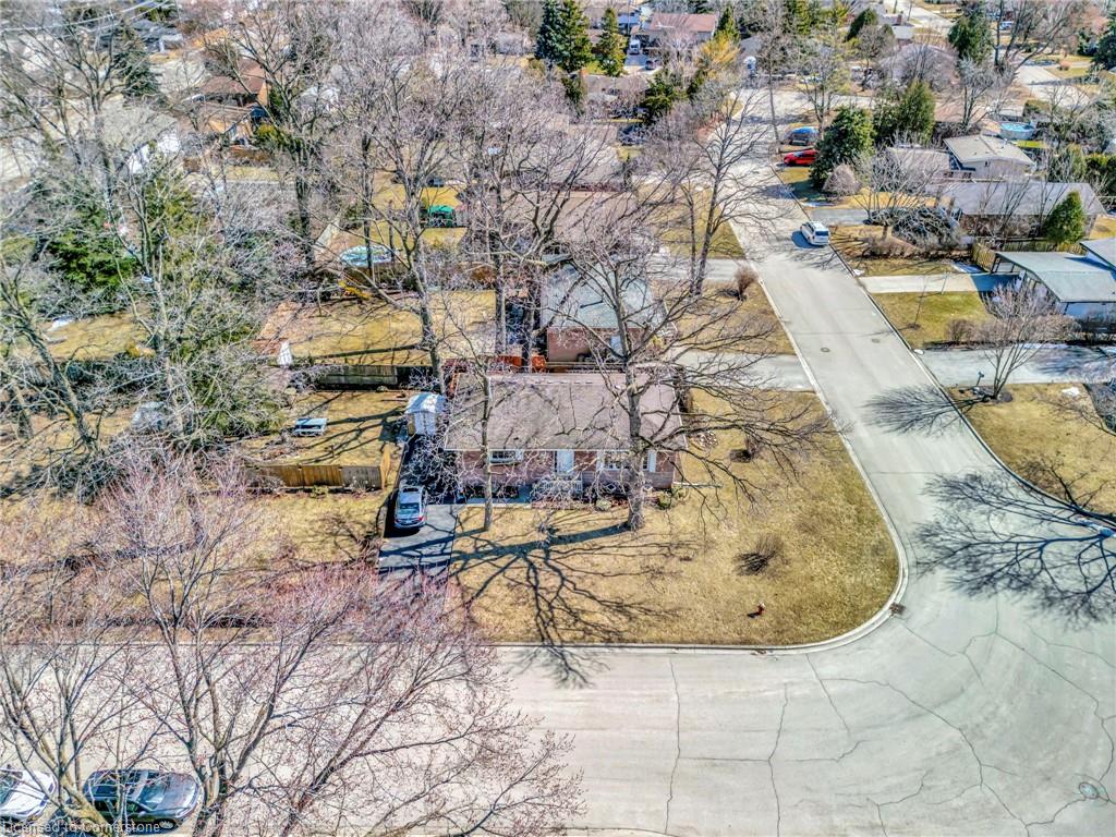 429 Norrie Crescent Property Photo 32