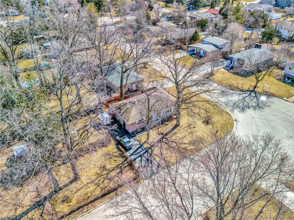 429 Norrie Crescent Property Photo 33
