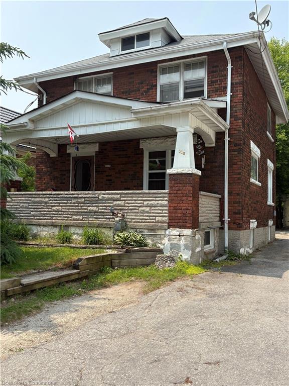 320 Guelph Street Property Photo 1