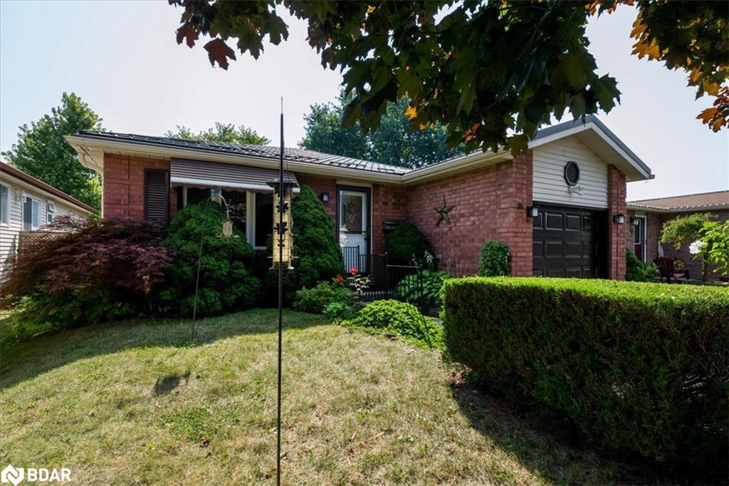 92 Hickling Trail E Property Photo
