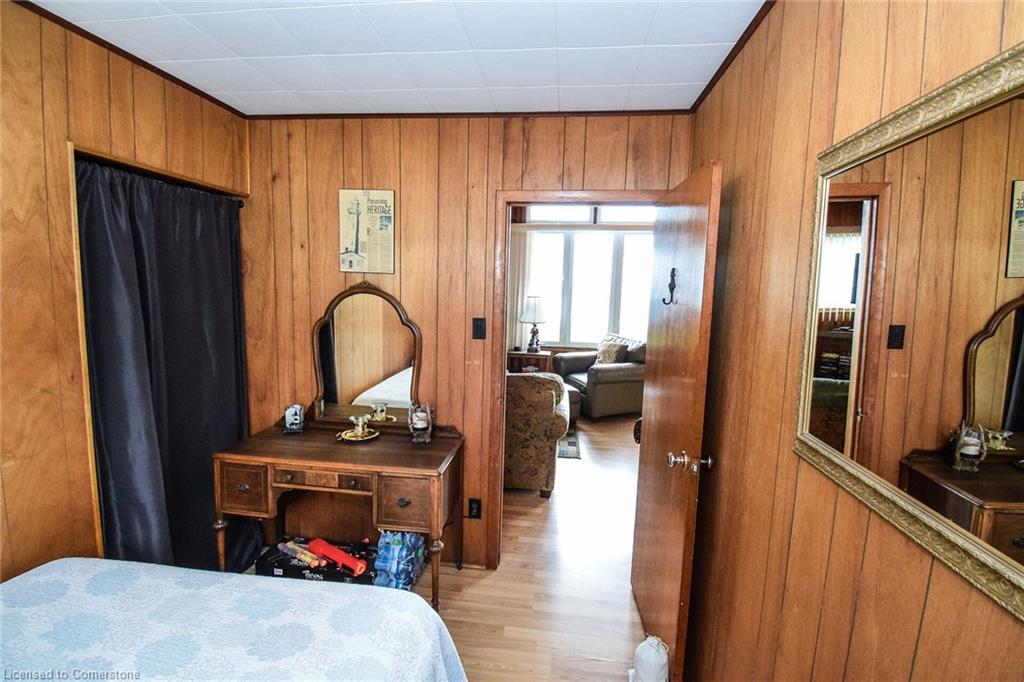 13 Erie Heights Line Property Photo 14