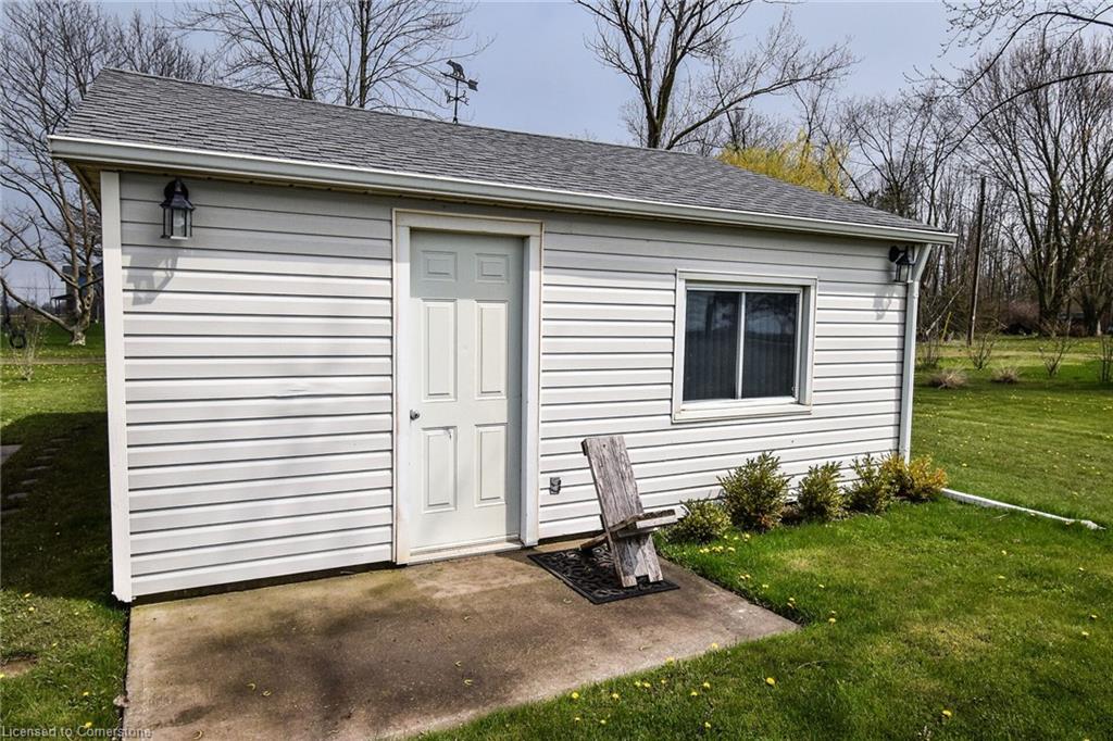 13 Erie Heights Line Property Photo 22