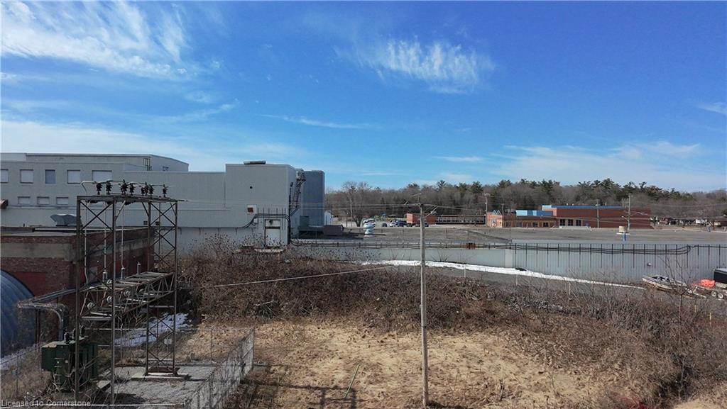 127 Dufferin Avenue Property Photo 14