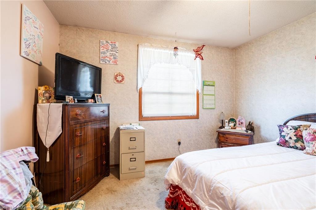 75 Hanover Place Property Photo 25