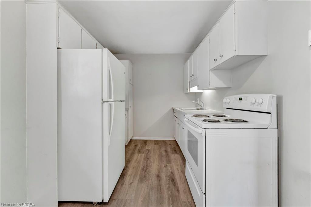 16 East Avenue Property Photo 11