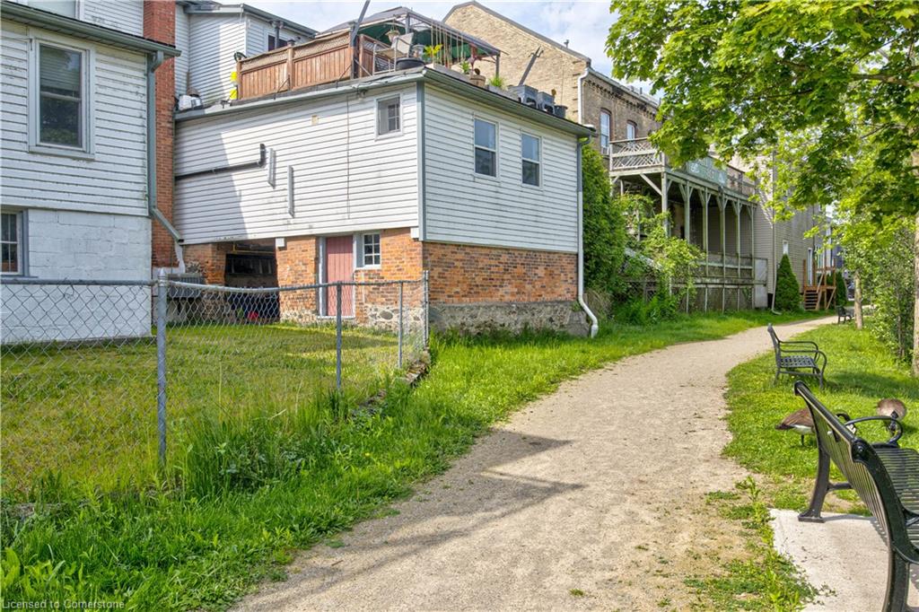 82 Stanley Street Property Photo 9