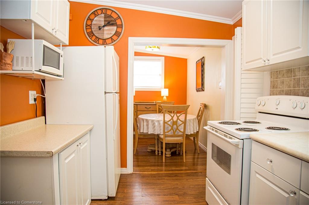 108 Mcnab Street E Property Photo 18