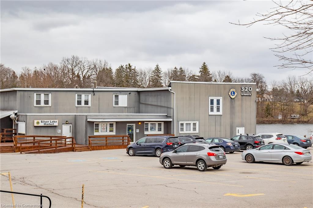108 Mcnab Street E Property Photo 41