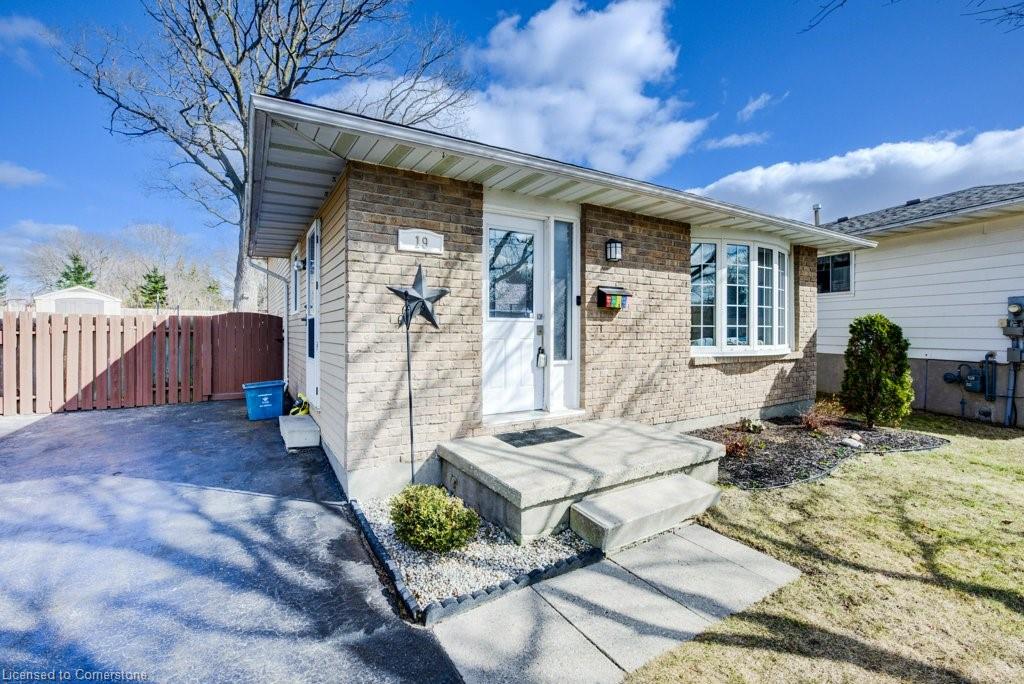 19 Sekura Place Property Photo