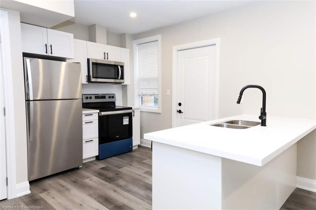 574 Cannon Street E Property Photo 4