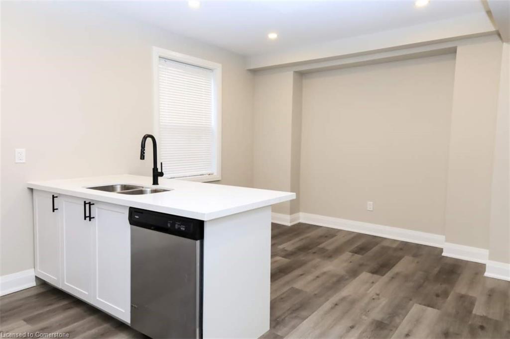 574 Cannon Street E Property Photo 5