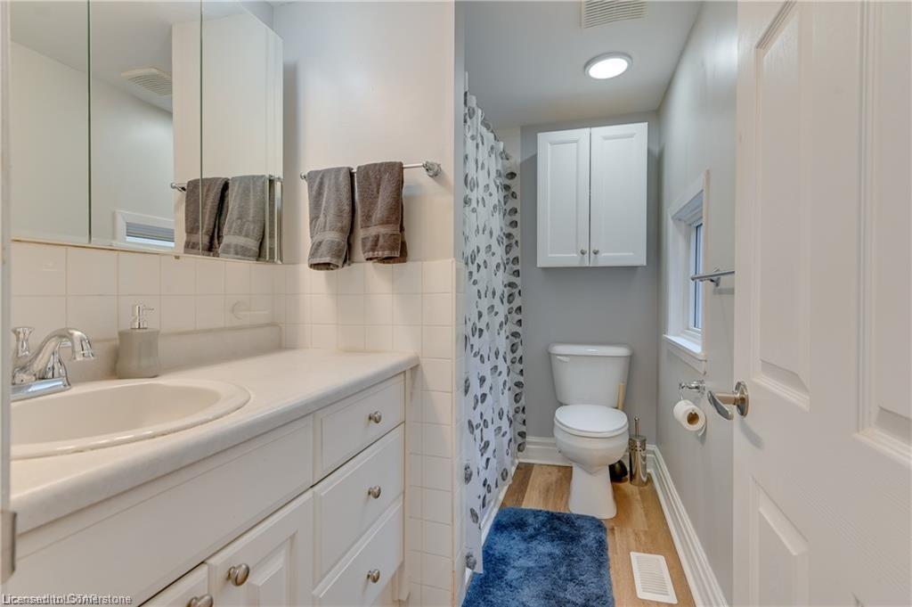 12 Cartwright Street Property Photo 18