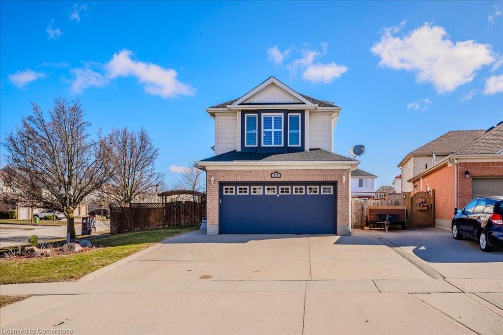 11 Acorn Way Property Photo