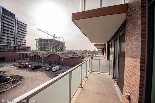 345-215 Lakeshore Road W Property Photo 10