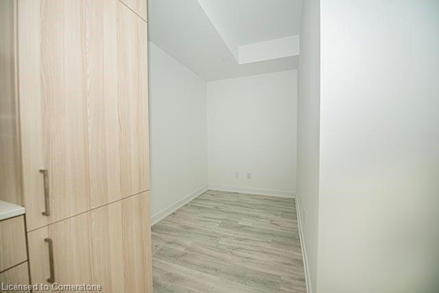 345-215 Lakeshore Road W Property Photo 13