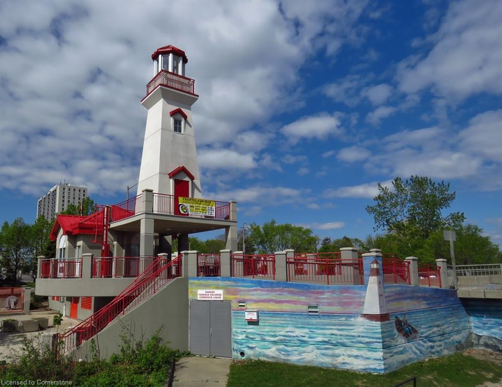 345-215 Lakeshore Road W Property Photo 24