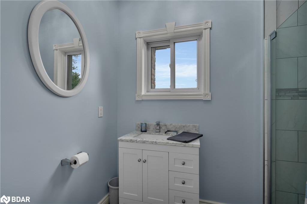 433143 4 Line Property Photo 22