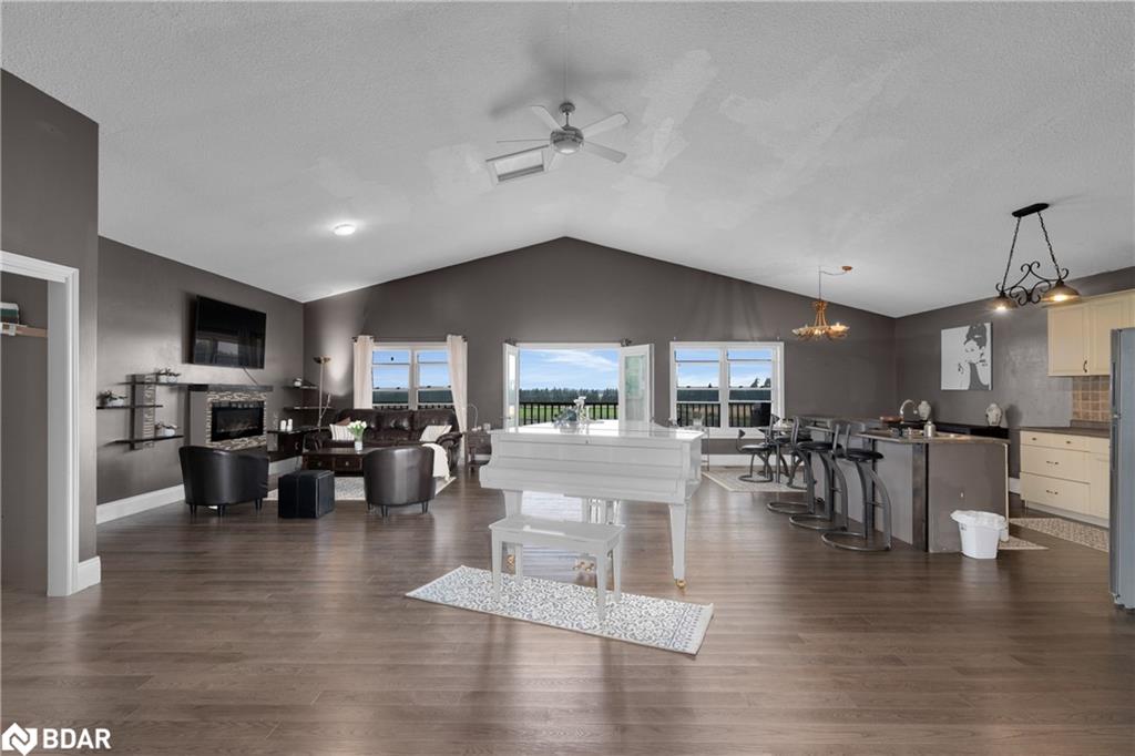 433143 4 Line Property Photo 33