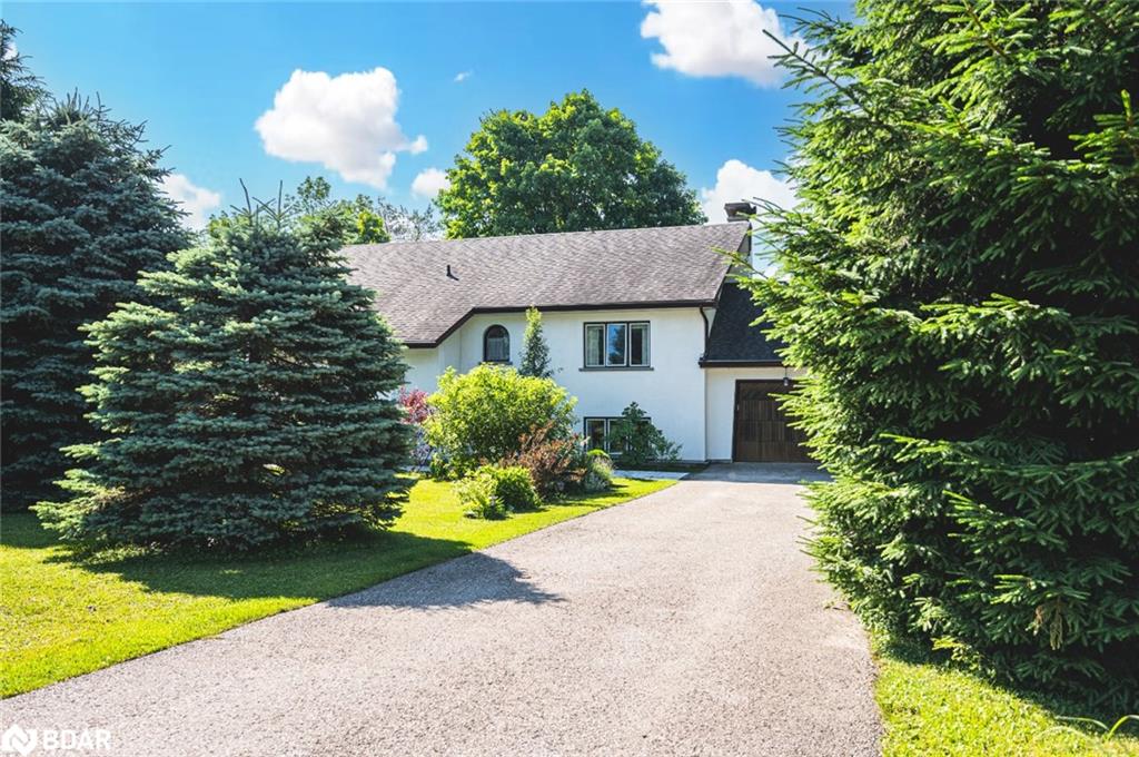 Moonstone Real Estate Listings Main Image