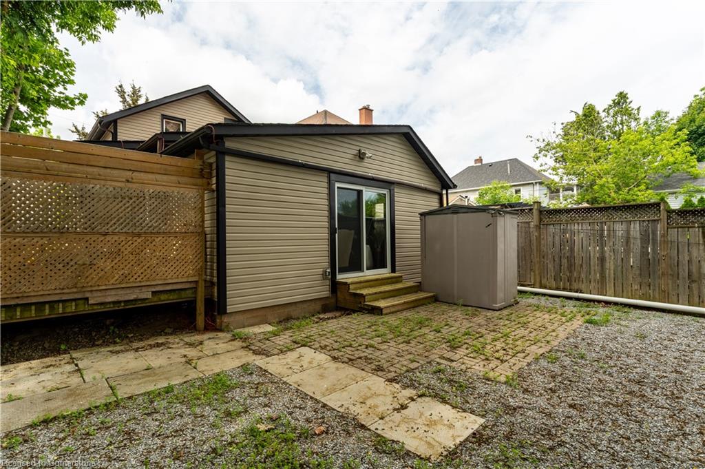 15 Adelaide Street Property Photo 18