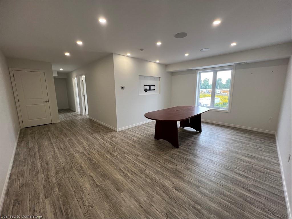 C-770 Glengarry Crescent Property Photo