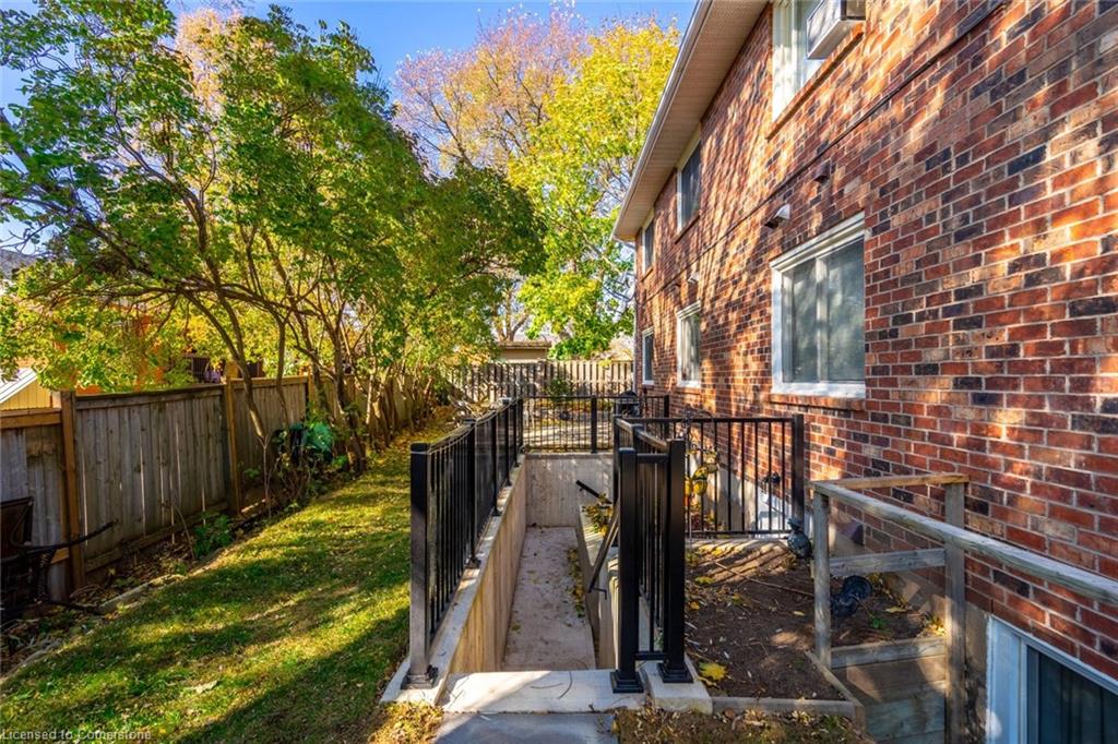81 Hamilton Street N Property Photo 5