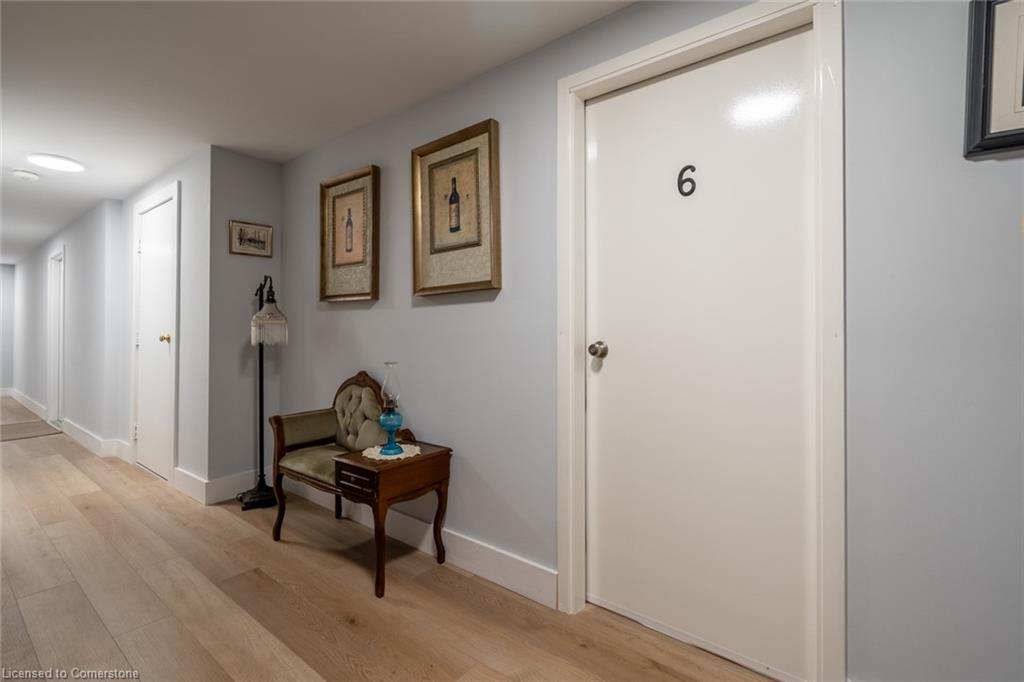 81 Hamilton Street N Property Photo 11
