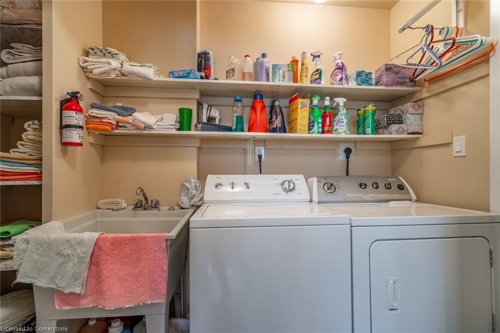 81 Hamilton Street N Property Photo 36