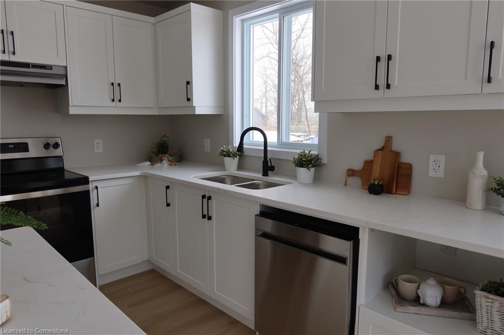 38 Albert Street Property Photo 12