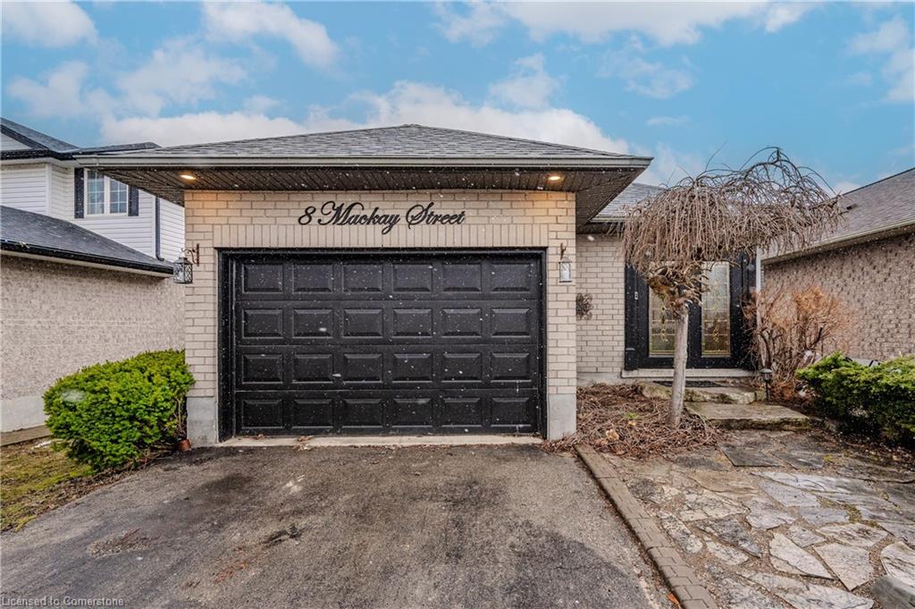 8 Mackay Street Property Photo