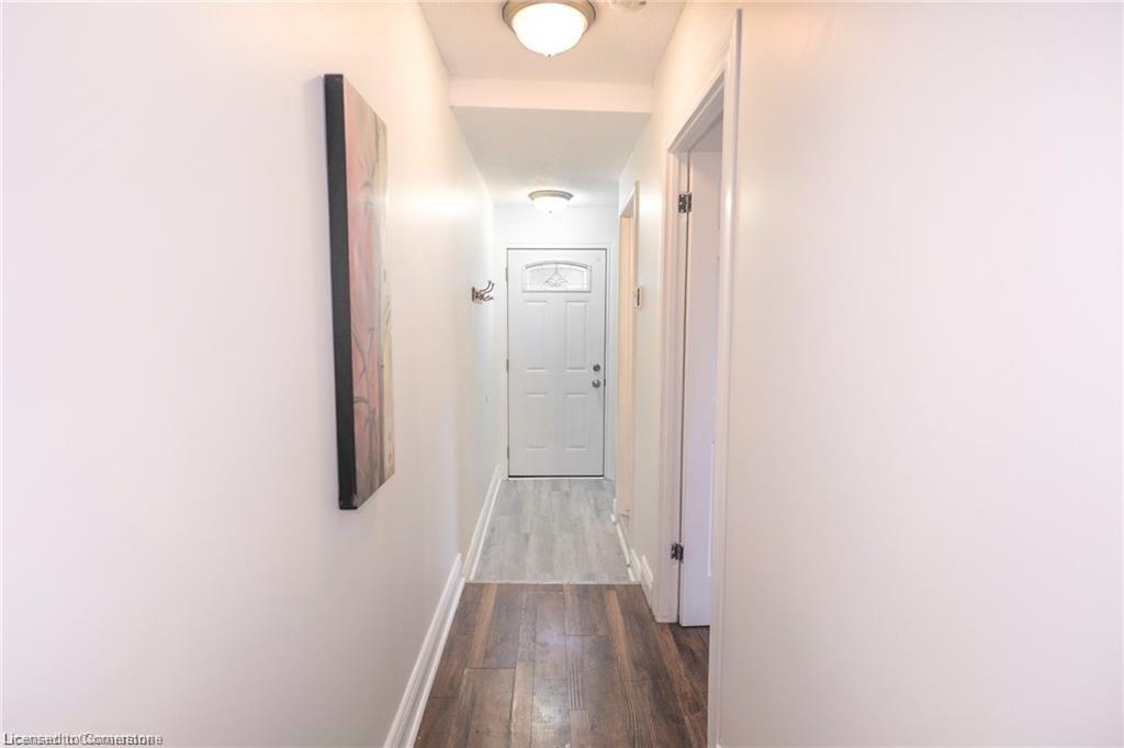 11 Perry Street Property Photo 17