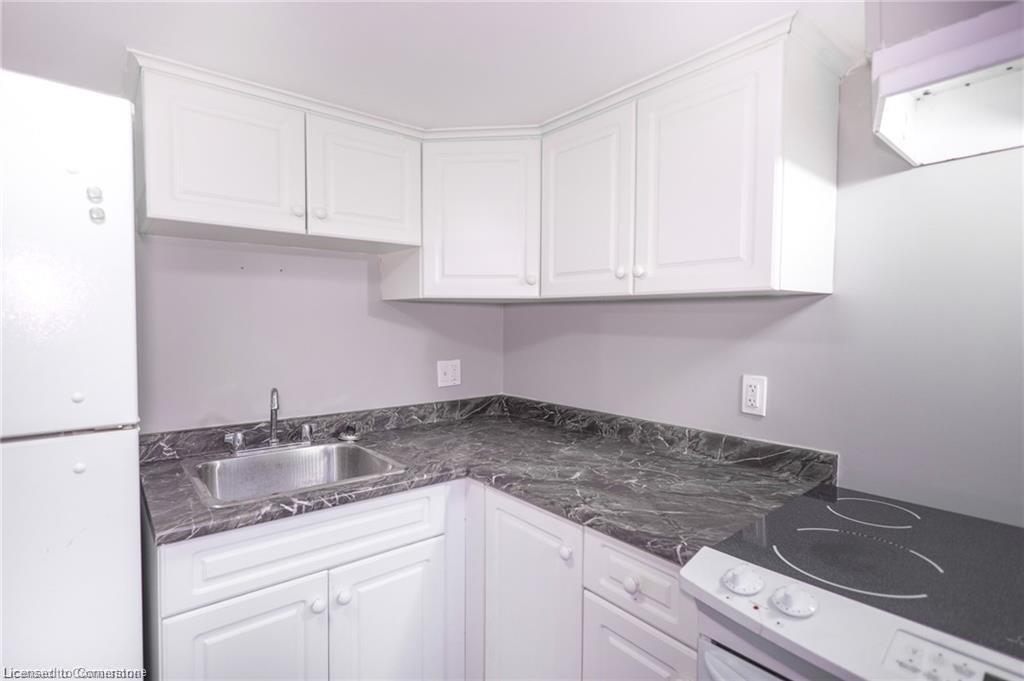 11 Perry Street Property Photo 23