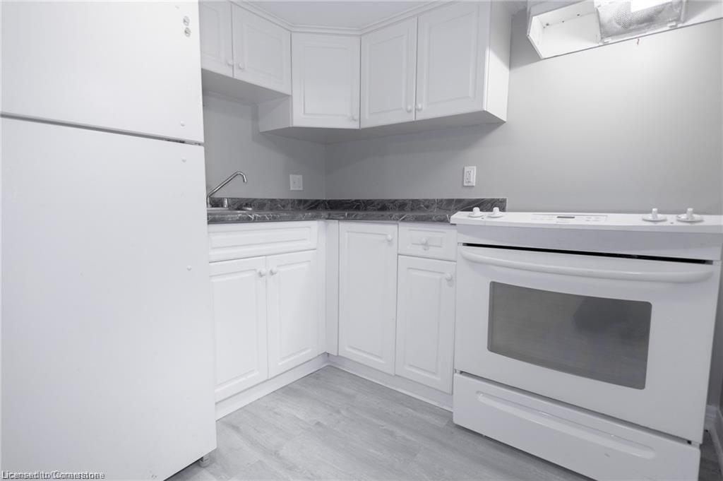 11 Perry Street Property Photo 24