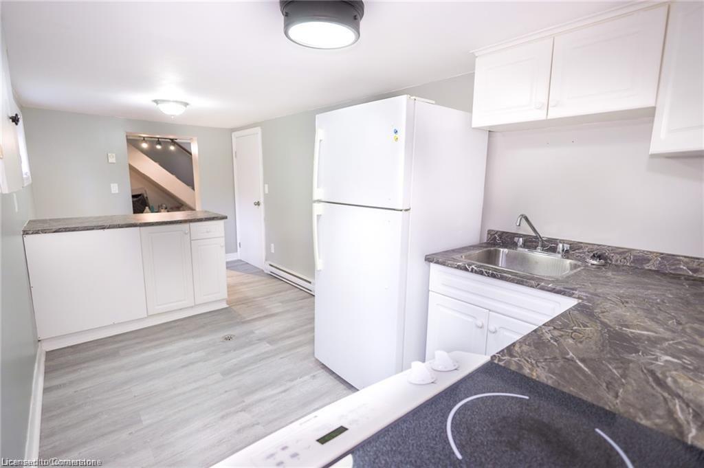 11 Perry Street Property Photo 25
