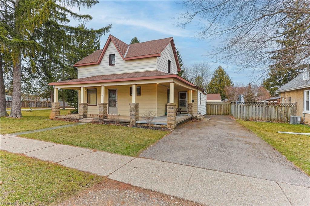 25 Dufferin Street Property Photo 2