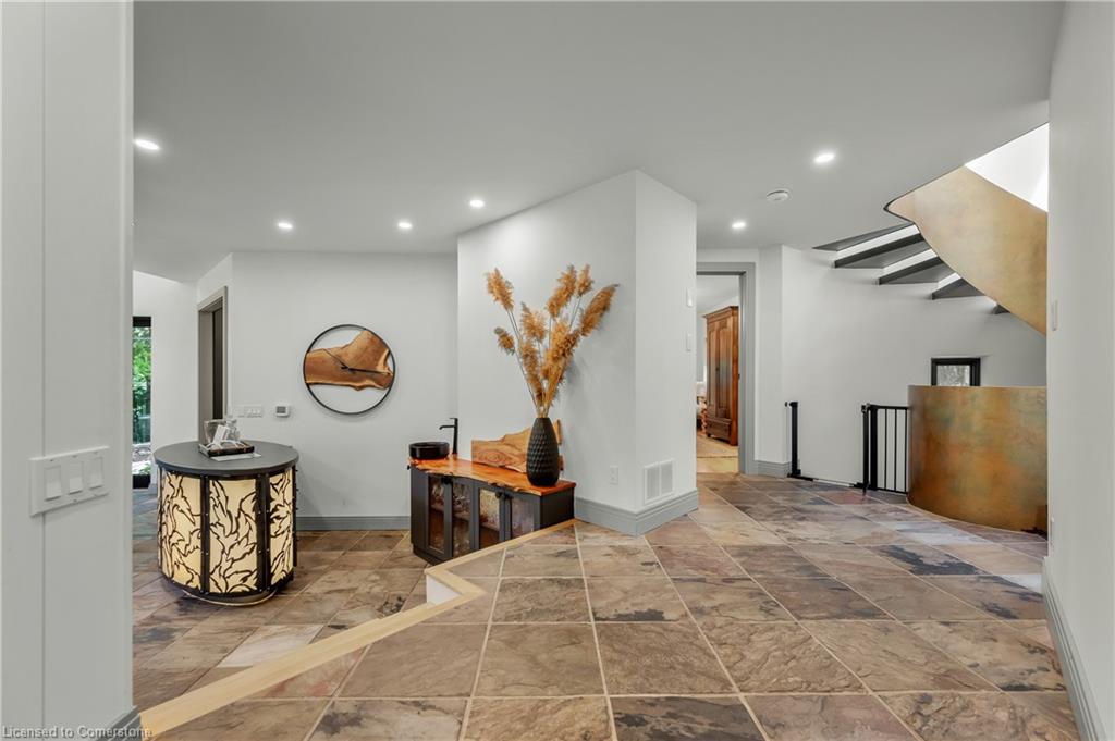 362 Geddes Street Property Photo 7