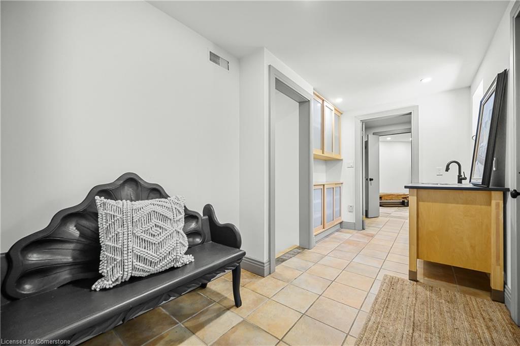 362 Geddes Street Property Photo 32