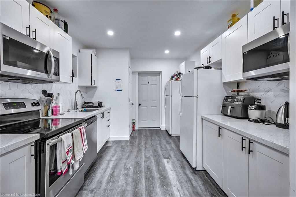 1161 King Street W Property Photo 10
