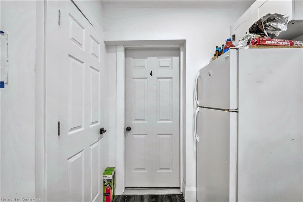 1161 King Street W Property Photo 12